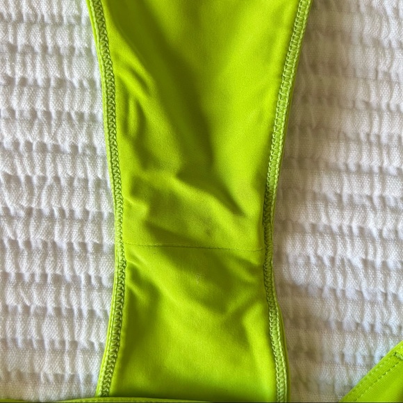 BambaSwim RINGLEADER top and bottoms – lime green - Picture 5 of 6